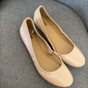 Nude Flats